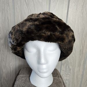 Luxurious Faux Fur Women's Hat